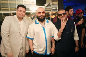 B Praak with jalwa club booses